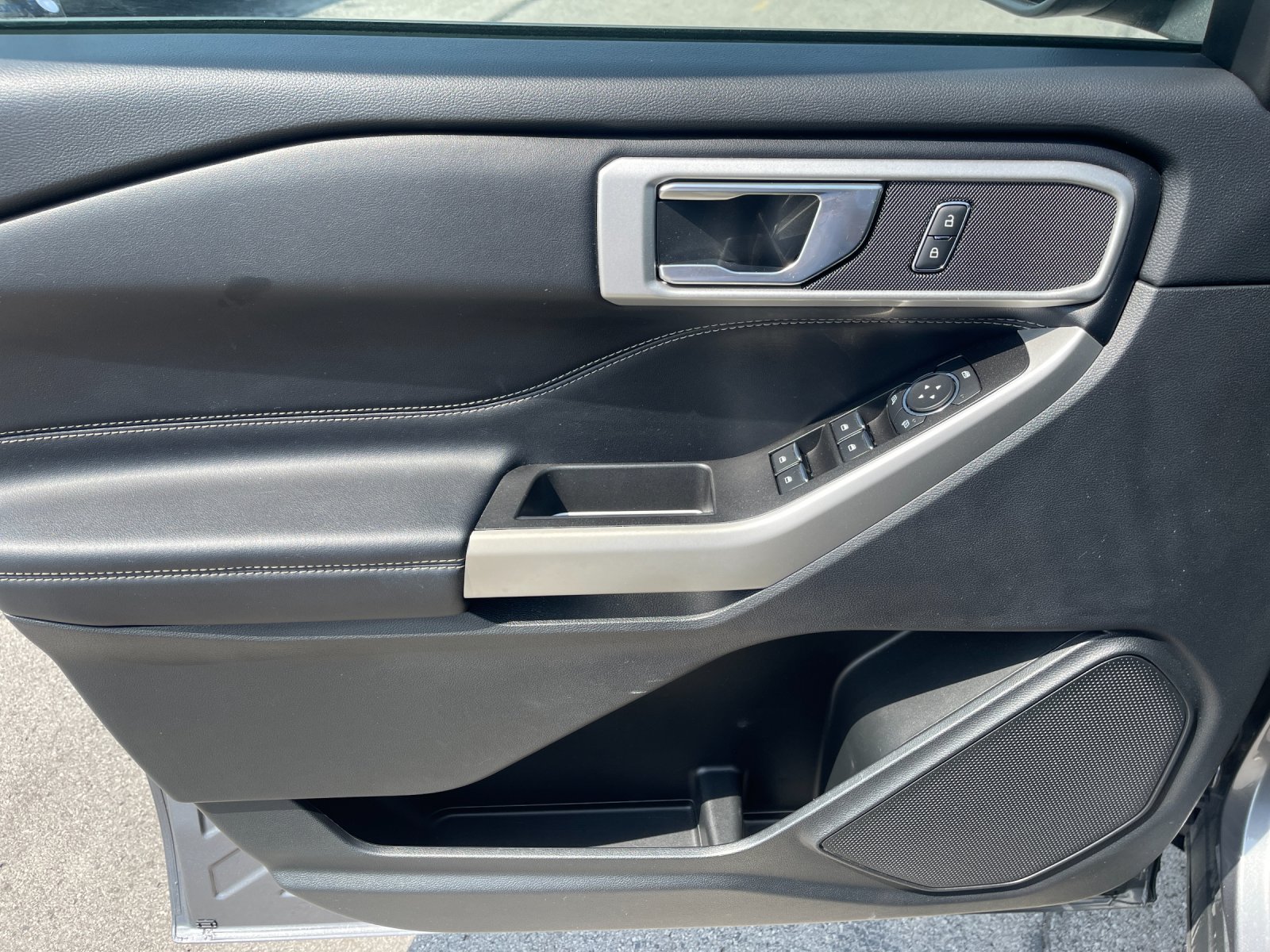 Used 2022 Gray Ford XLT image 12