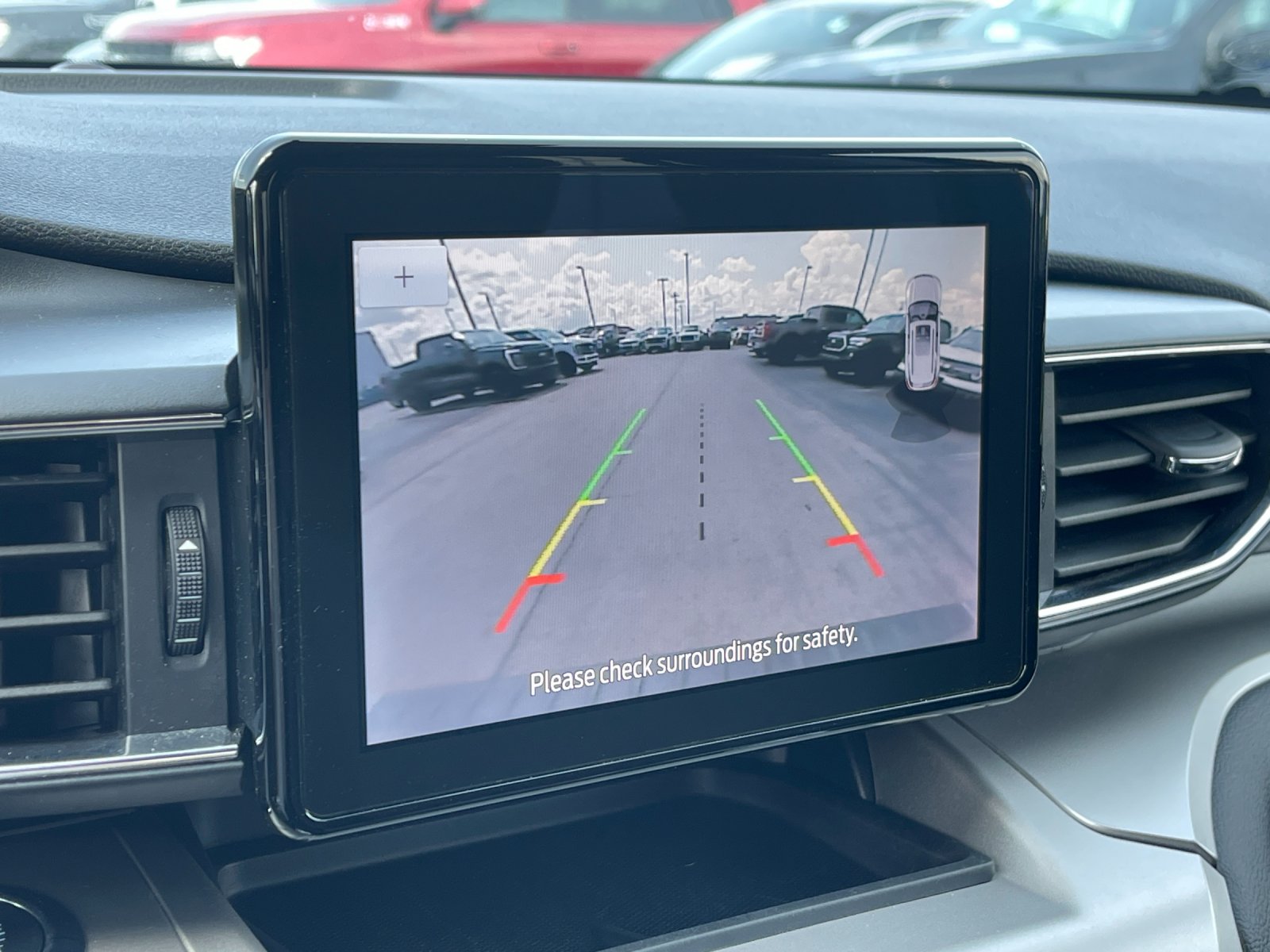 Used 2022 Gray Ford XLT image 21