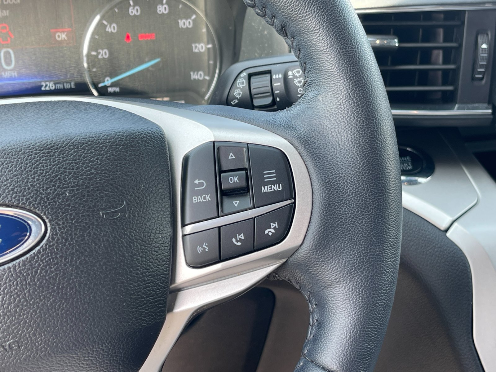 Used 2022 Gray Ford XLT image 27