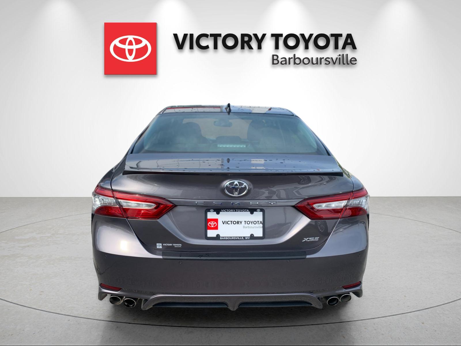 Used 2018 Gray Toyota XSE V6 image 4