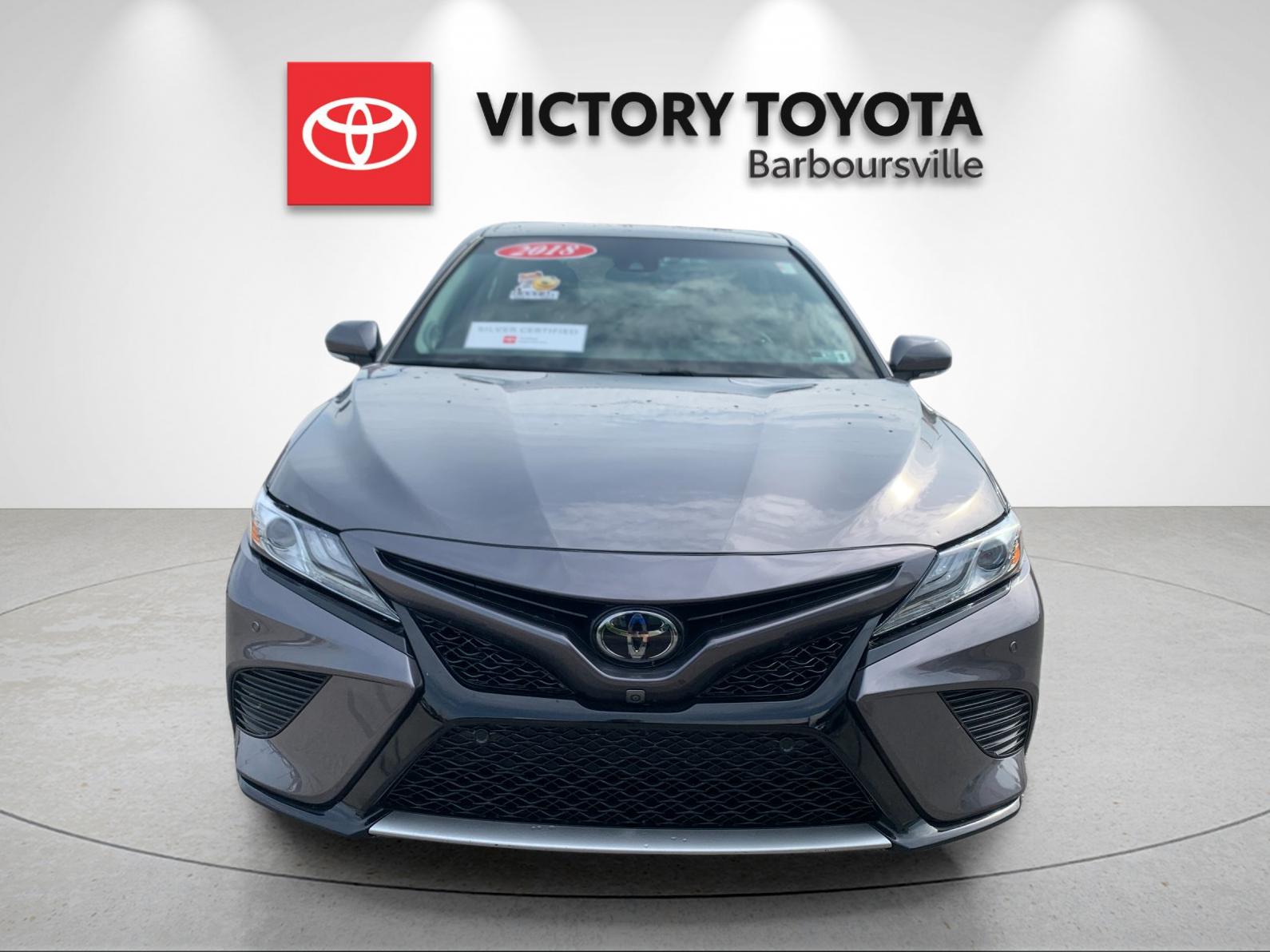 Used 2018 Gray Toyota XSE V6 image 8