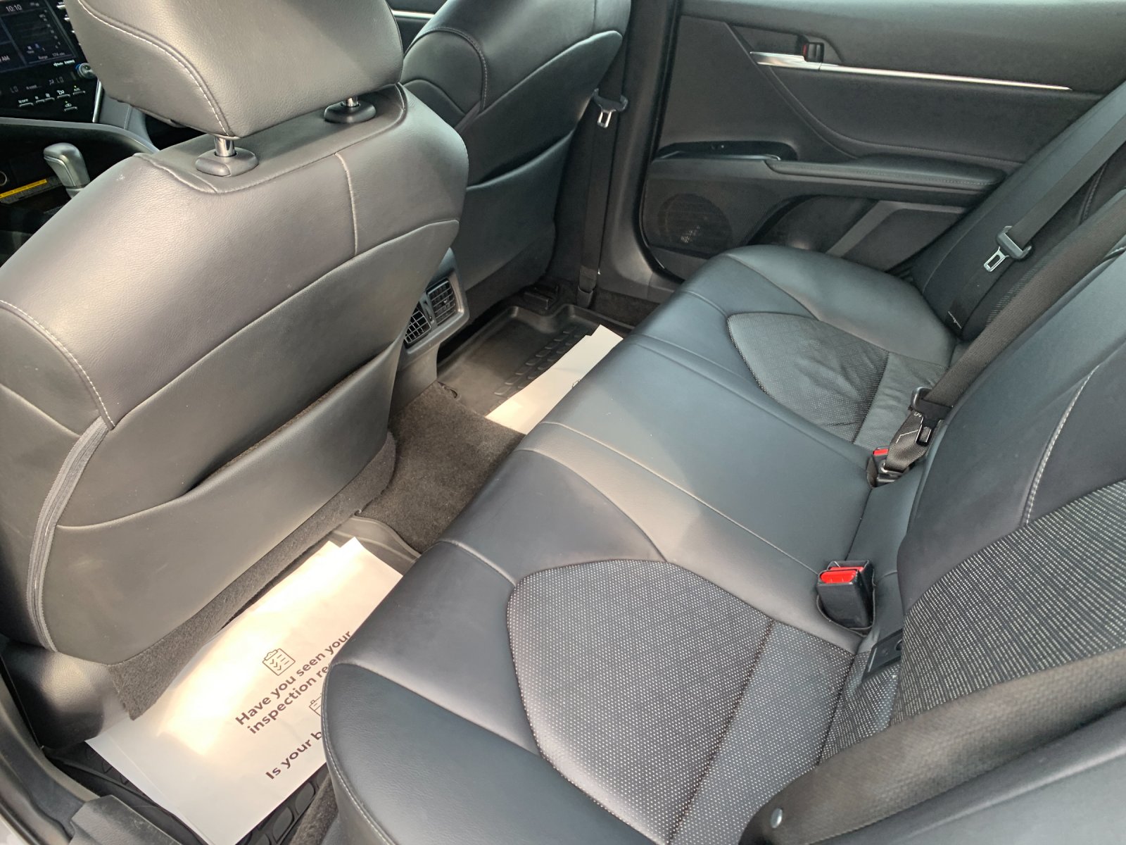 Used 2018 Gray Toyota XSE V6 image 14