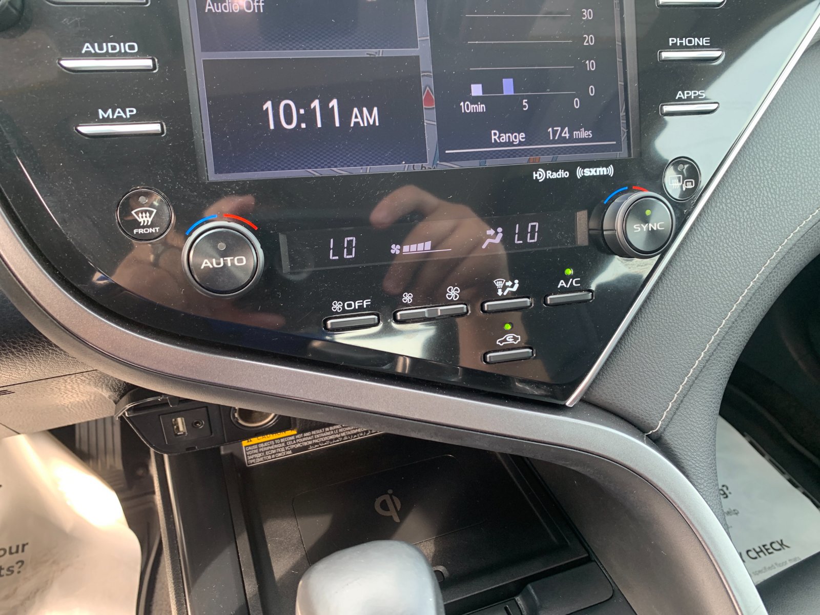 Used 2018 Gray Toyota XSE V6 image 21