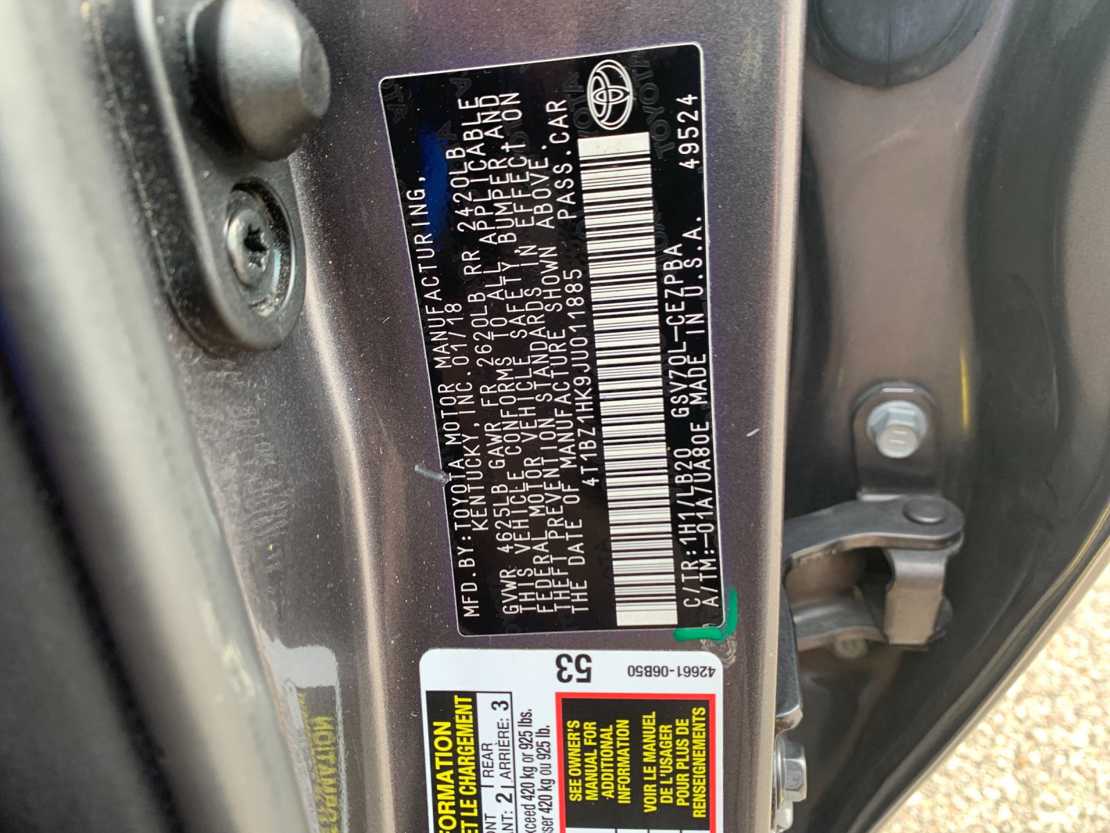 Used 2018 Gray Toyota XSE V6 image 31