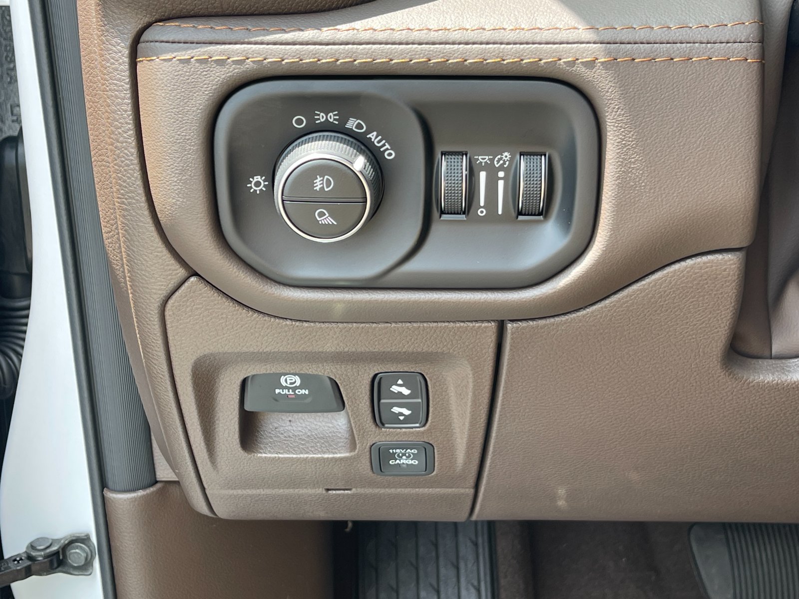 Used 2026 White Ram Limited image 31