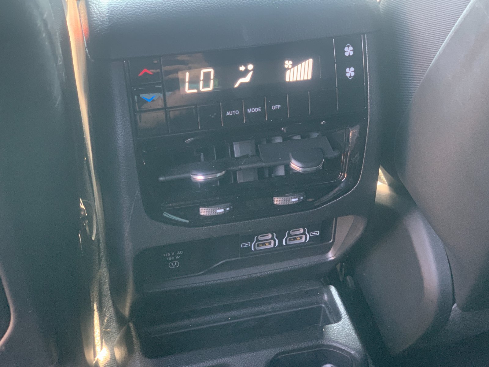 Used 2025 White Jeep Altitude X image 16