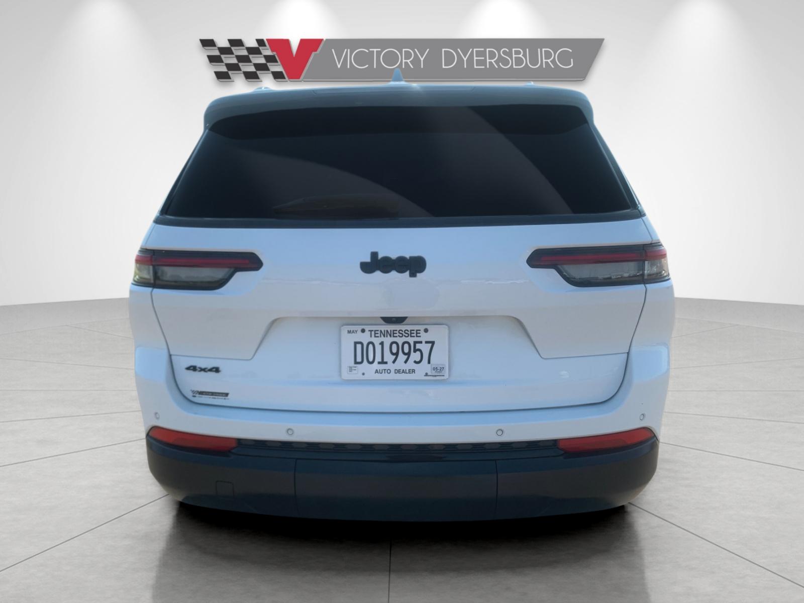 Used 2025 White Jeep Altitude X image 5