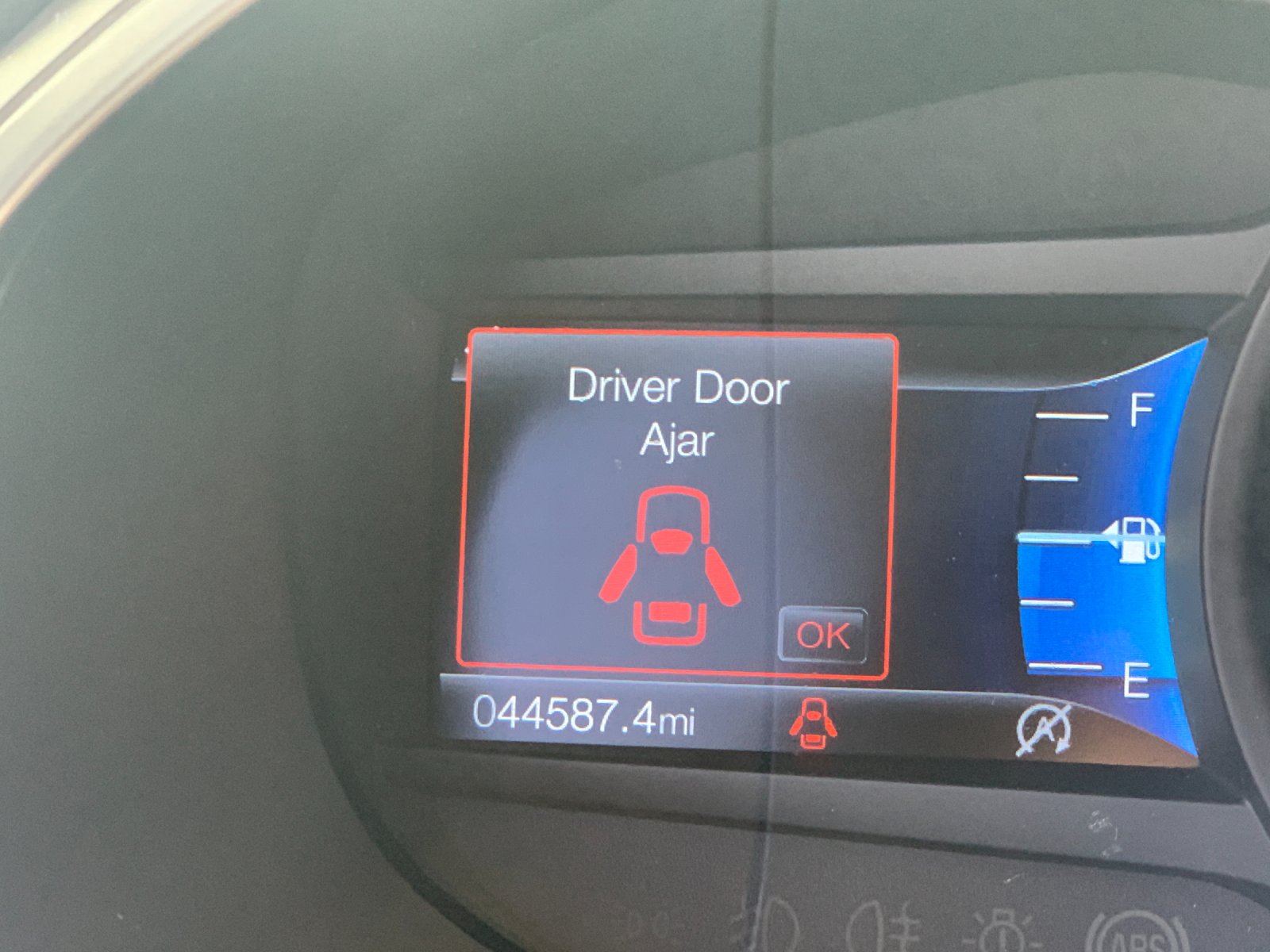 Used 2023 Black Ford SE image 31