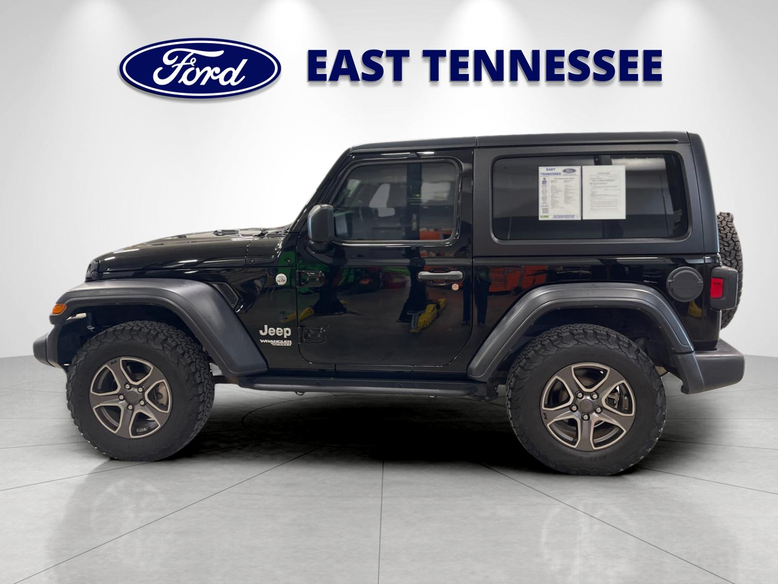Used 2018 Black Clearcoat Jeep Sport S image 6