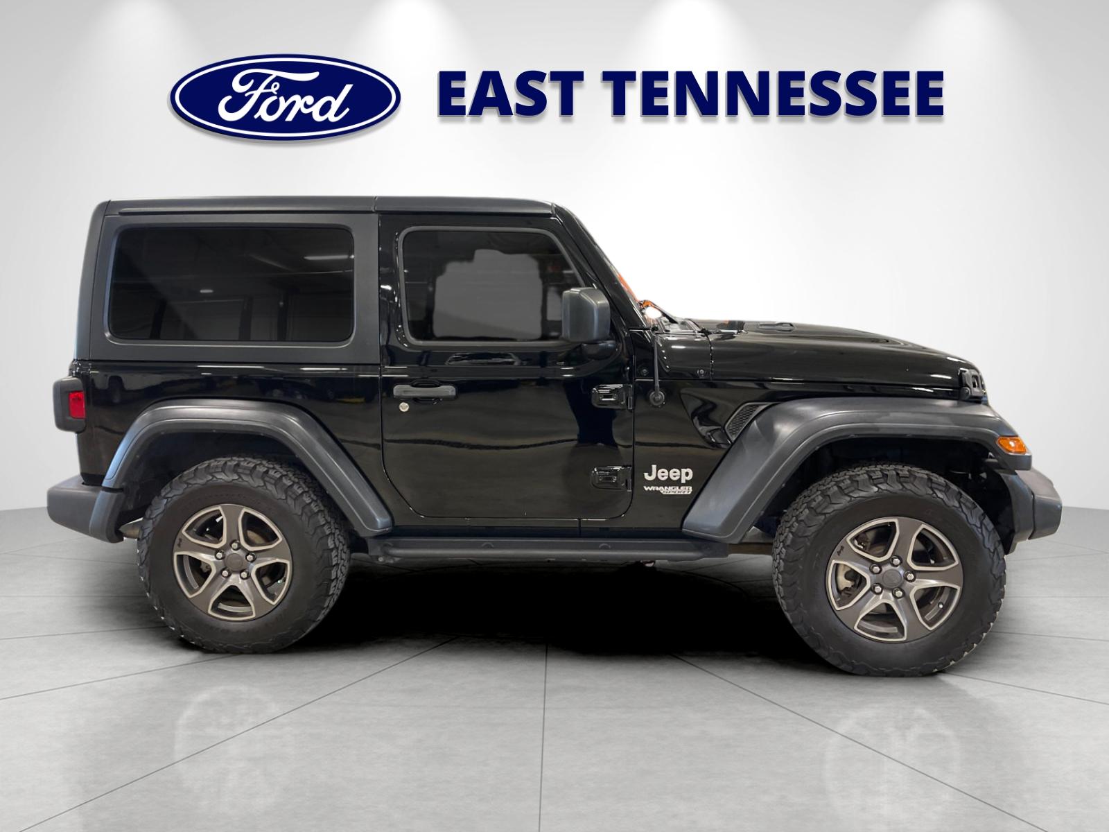 Used 2018 Black Clearcoat Jeep Sport S image 2