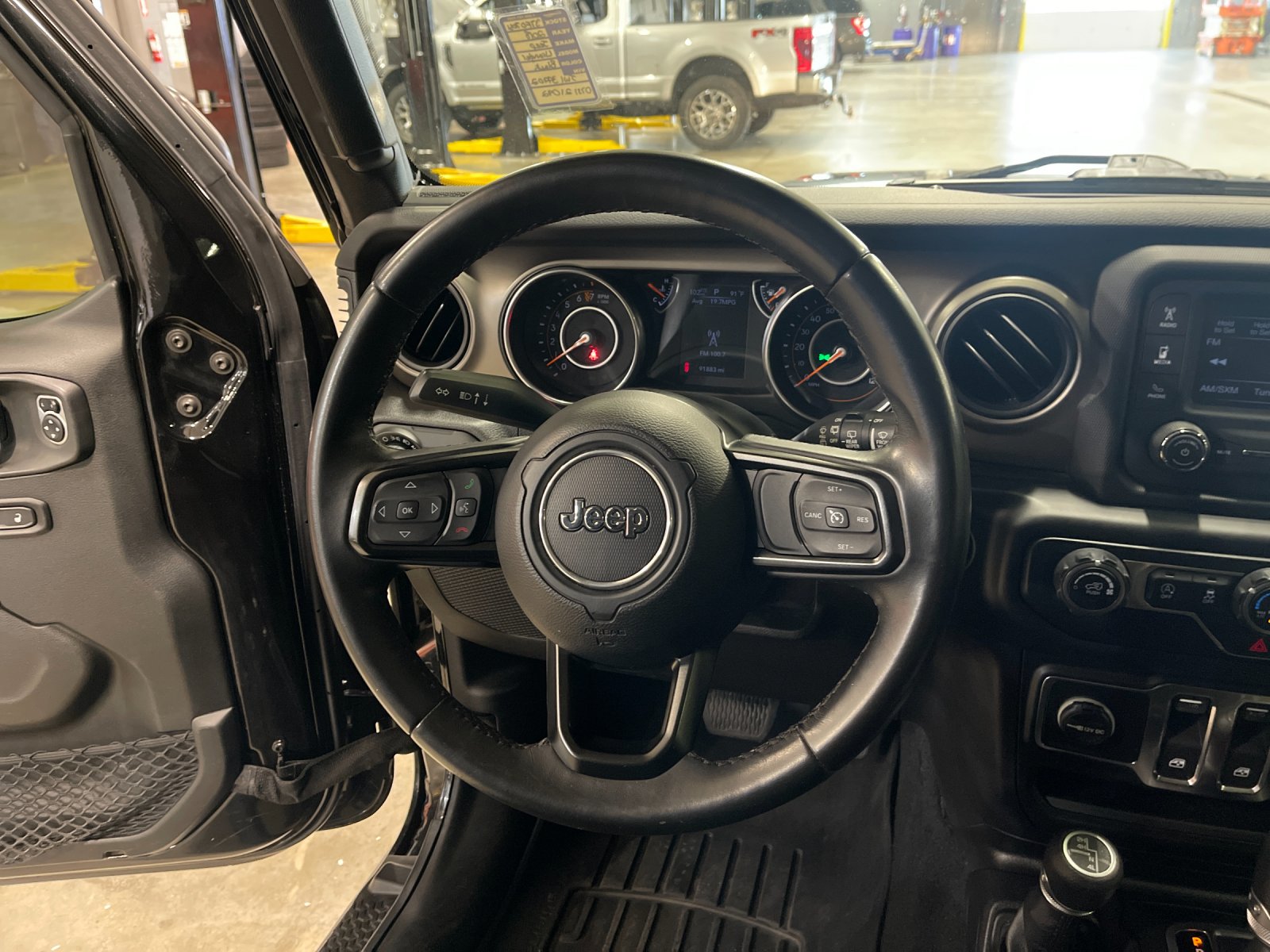 Used 2018 Black Clearcoat Jeep Sport S image 16