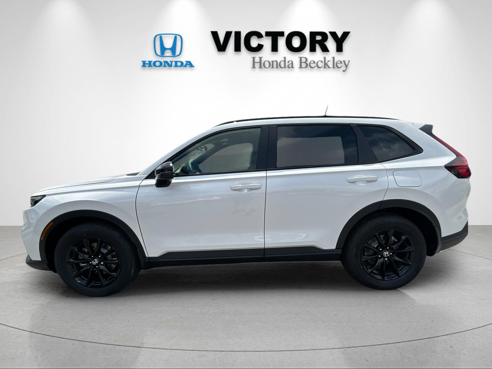 New 2026 Platinum White Pearl Honda AWD Sport Hybrid image 2