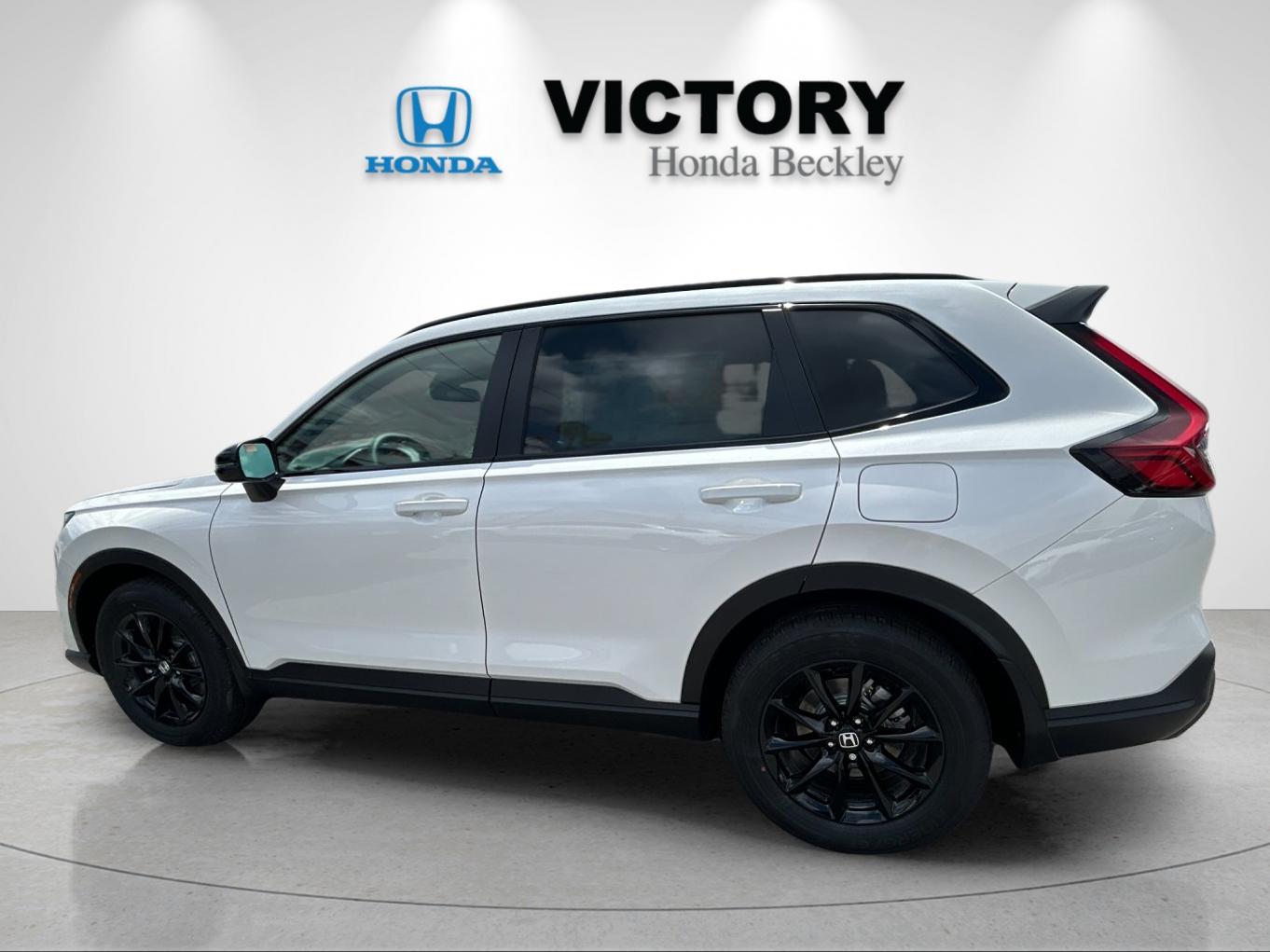 New 2026 Platinum White Pearl Honda AWD Sport Hybrid image 3