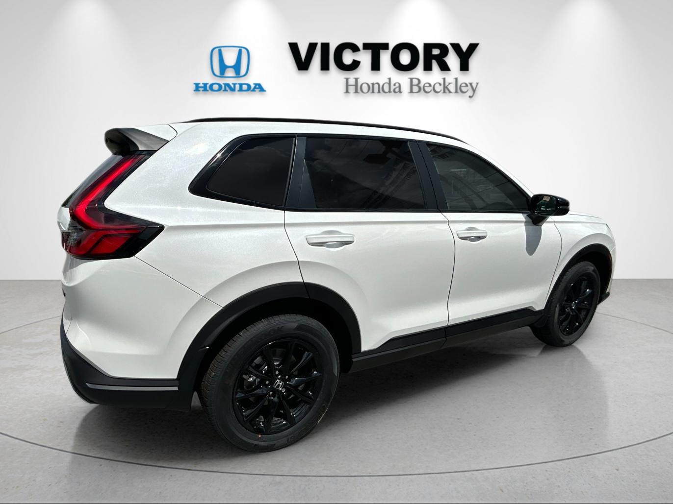 New 2026 Platinum White Pearl Honda AWD Sport Hybrid image 5