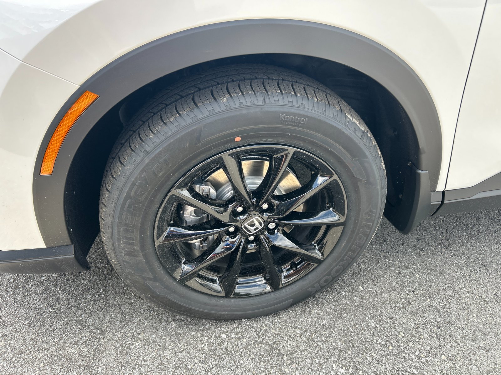 New 2026 Platinum White Pearl Honda AWD Sport Hybrid image 9