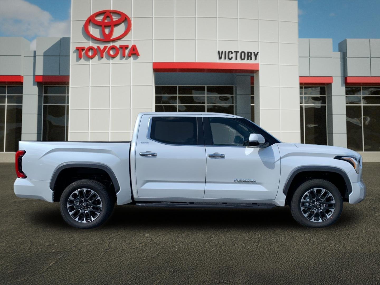 New 2026 Wind Chill Pearl <sup>1</sup> Toyota  Limited image 2