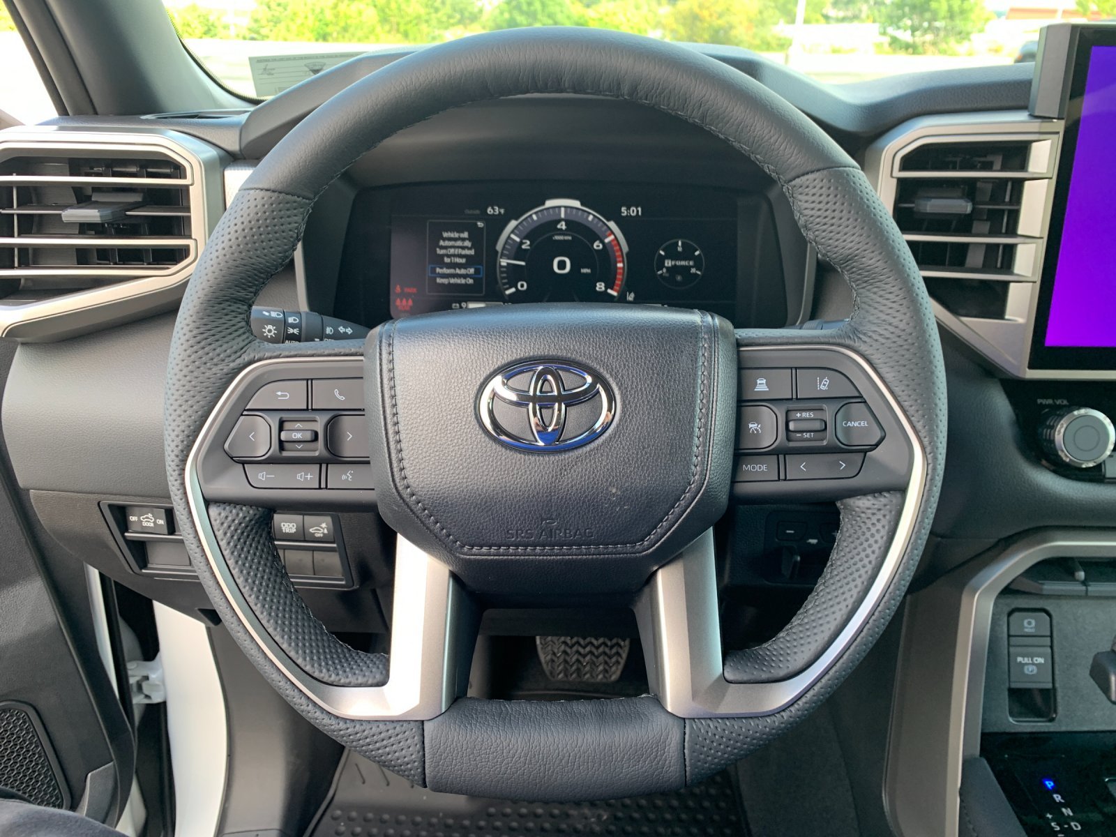 New 2026 Wind Chill Pearl <sup>1</sup> Toyota  Limited image 24