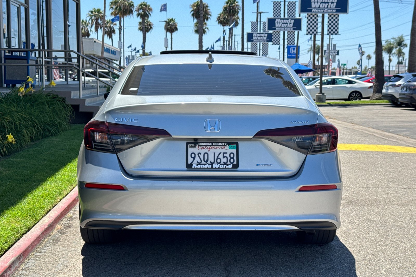 Certified Used 2025 Solar Silver Metallic Honda 4D HYBRID SPORT image 6