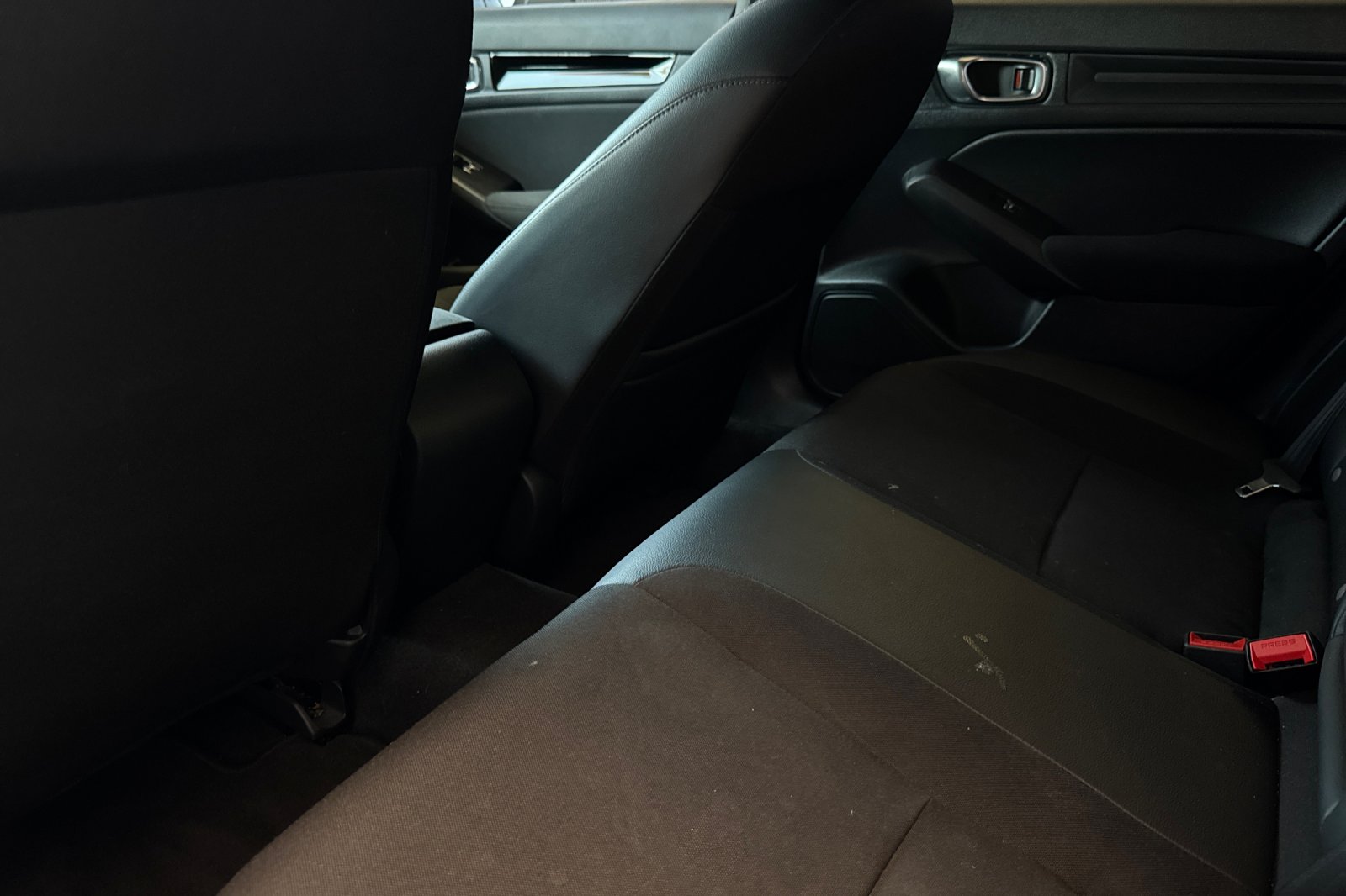 Certified Used 2025 Solar Silver Metallic Honda 4D HYBRID SPORT image 8