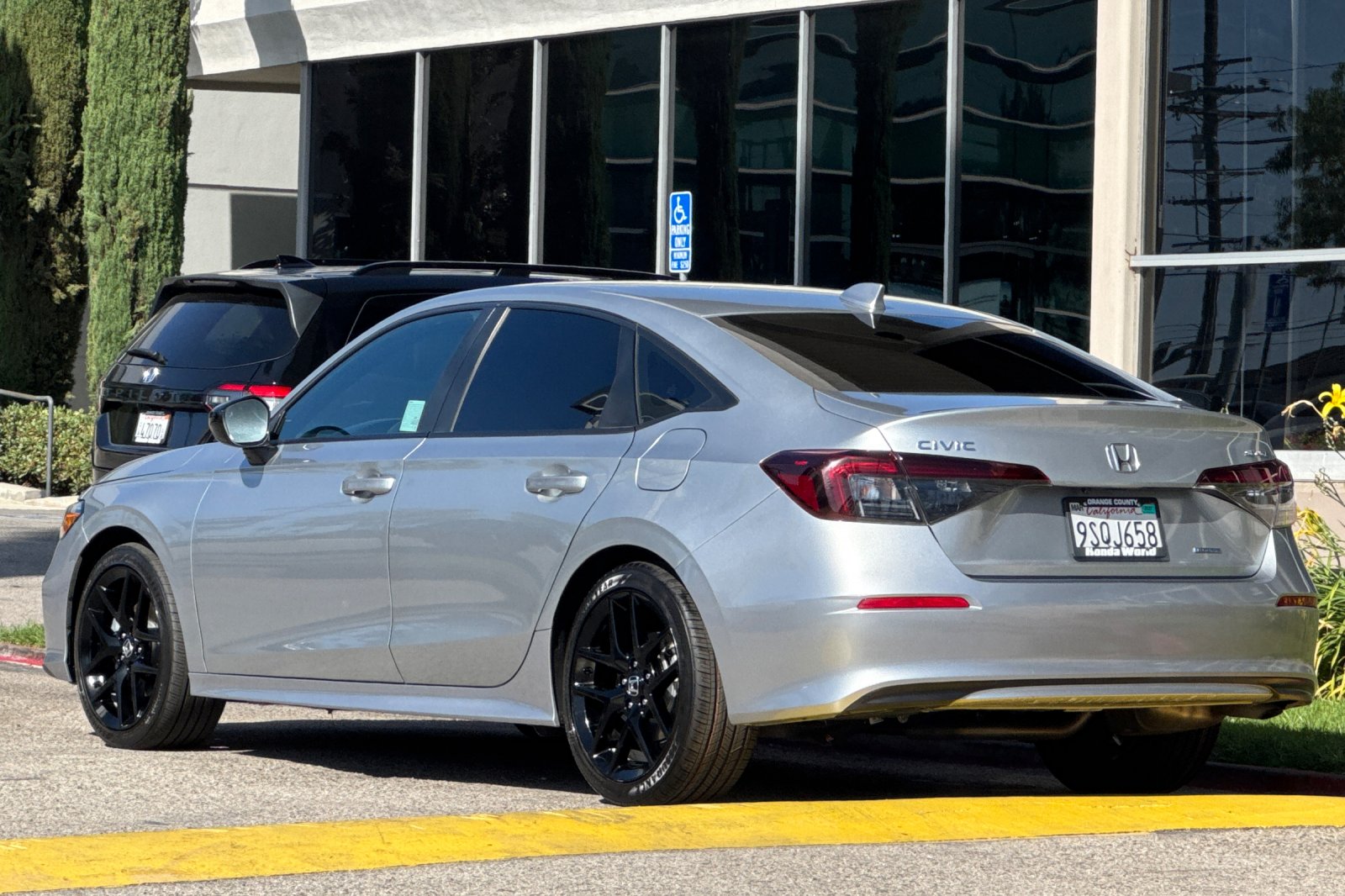 Certified Used 2025 Solar Silver Metallic Honda 4D HYBRID SPORT image 6