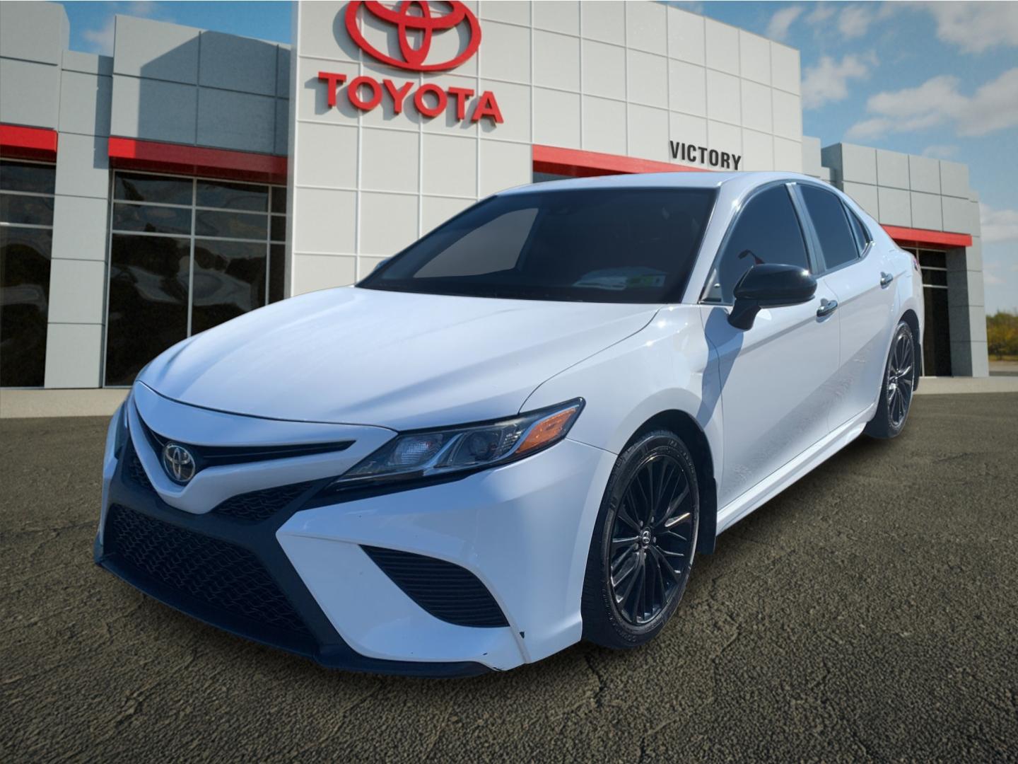Used 2020 White Toyota SE Nightshade image 7