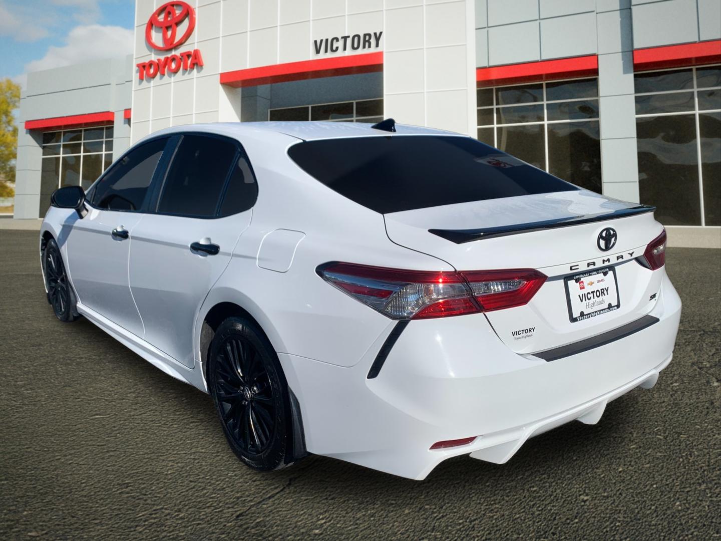 Used 2020 White Toyota SE Nightshade image 5