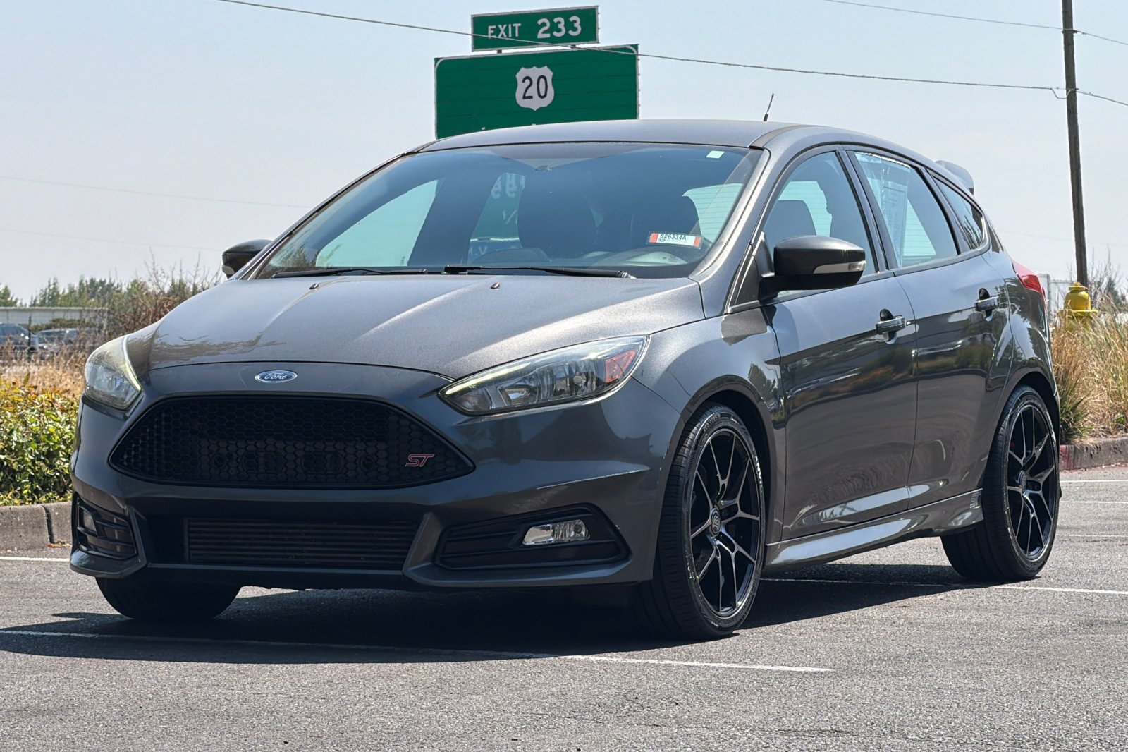 Used 2016 Gray Ford ST image 8
