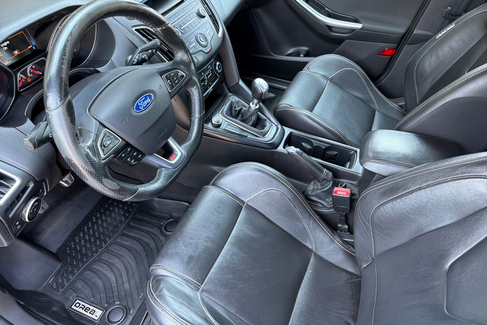 Used 2016 Gray Ford ST image 10