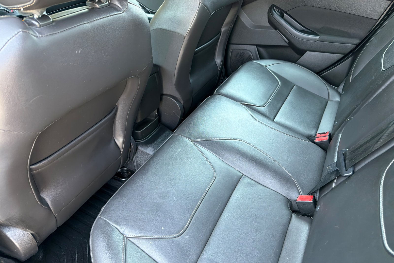 Used 2016 Gray Ford ST image 12