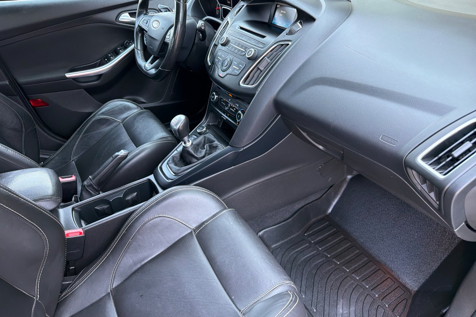 Used 2016 Gray Ford ST image 16