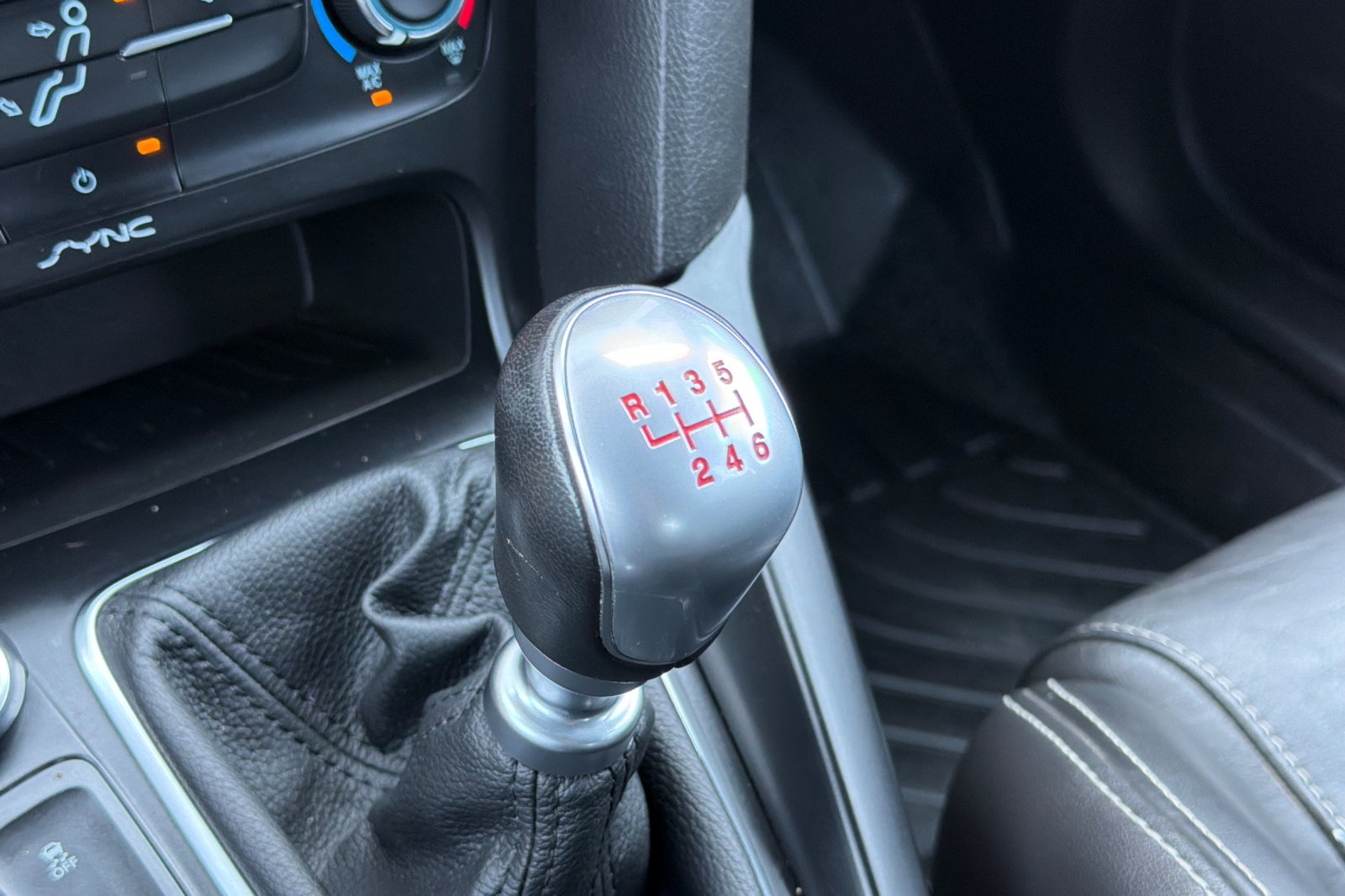 Used 2016 Gray Ford ST image 21