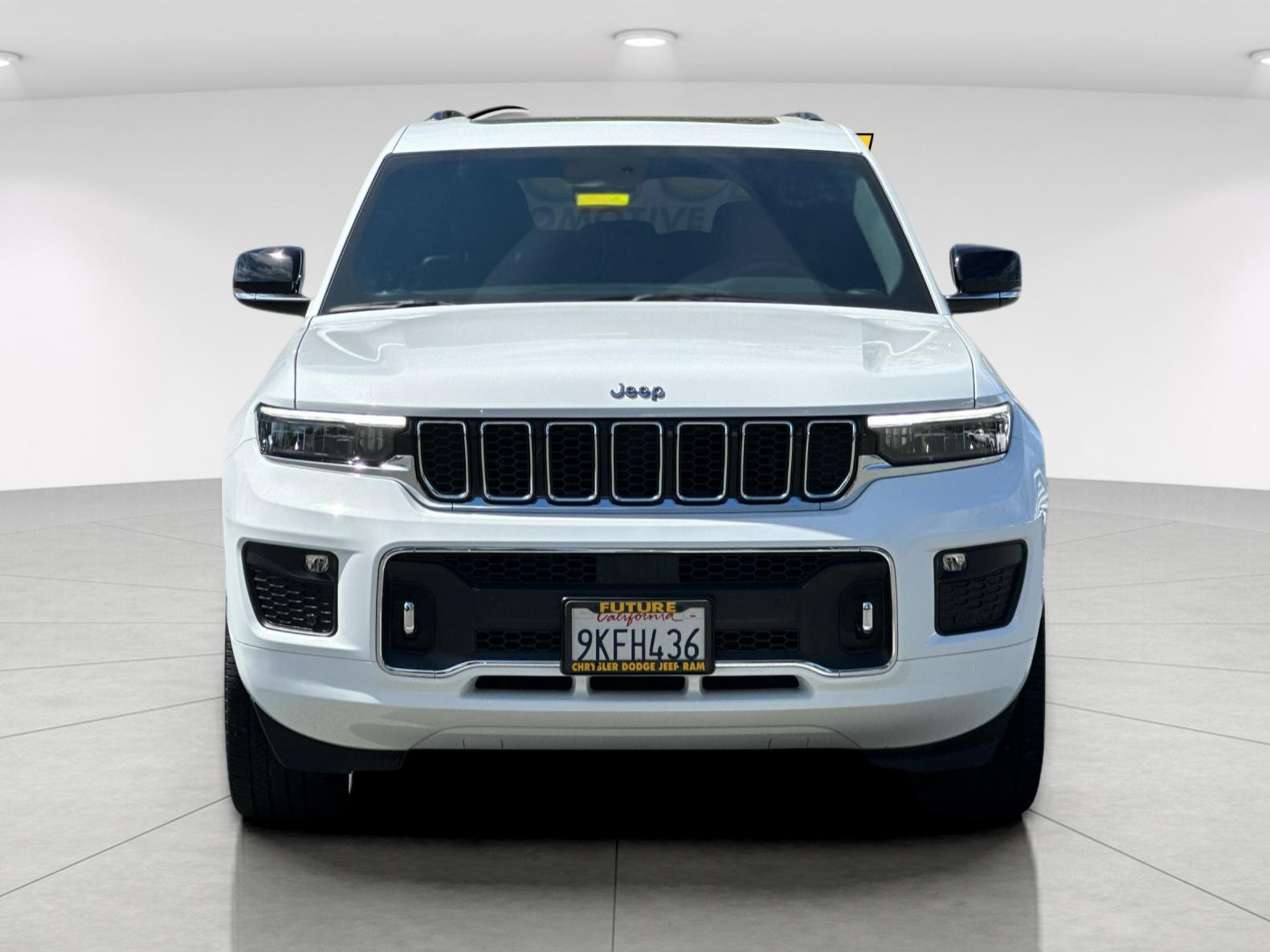 Used 2024 White Jeep Overland image 9