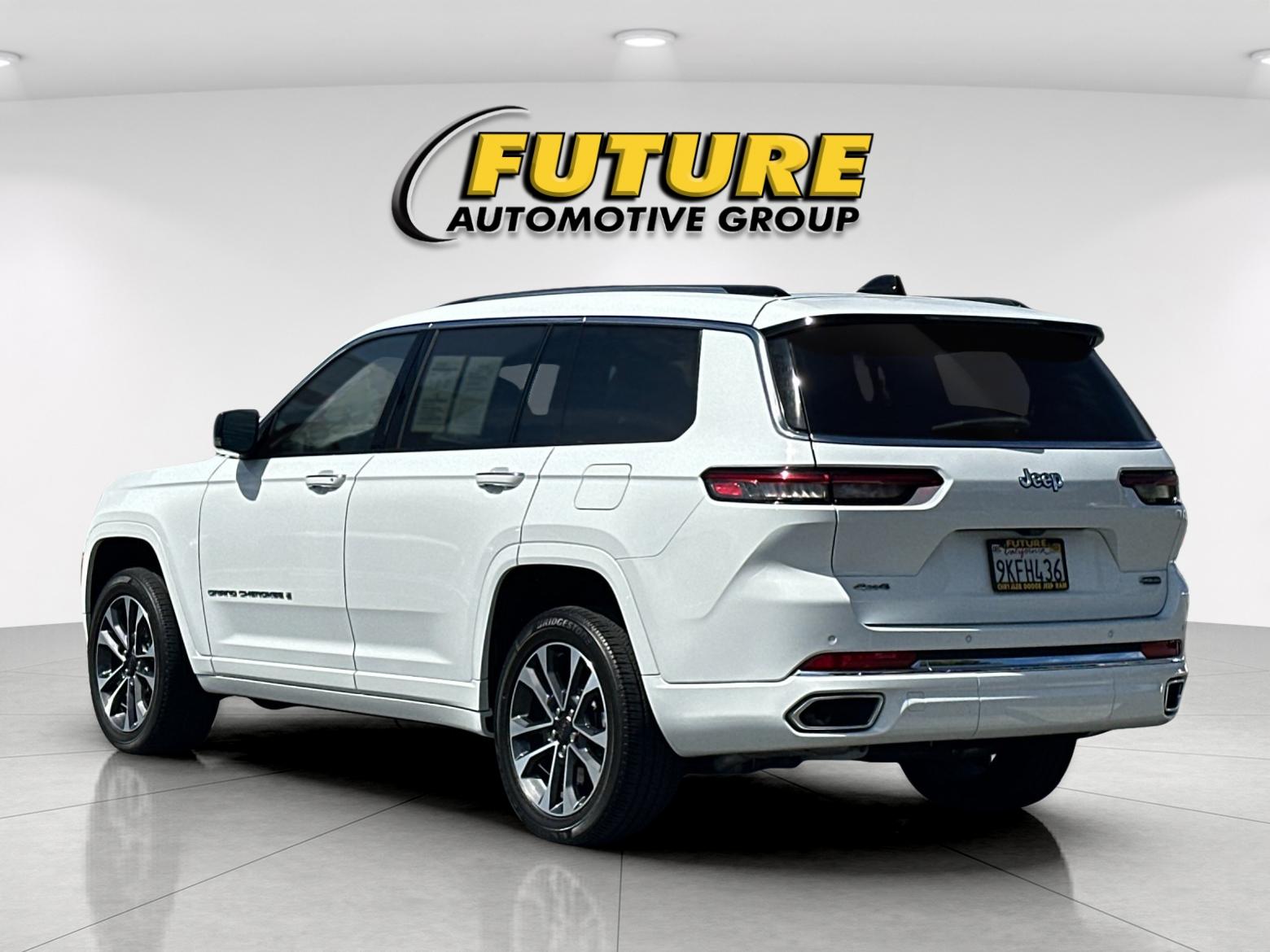 Used 2024 White Jeep Overland image 6
