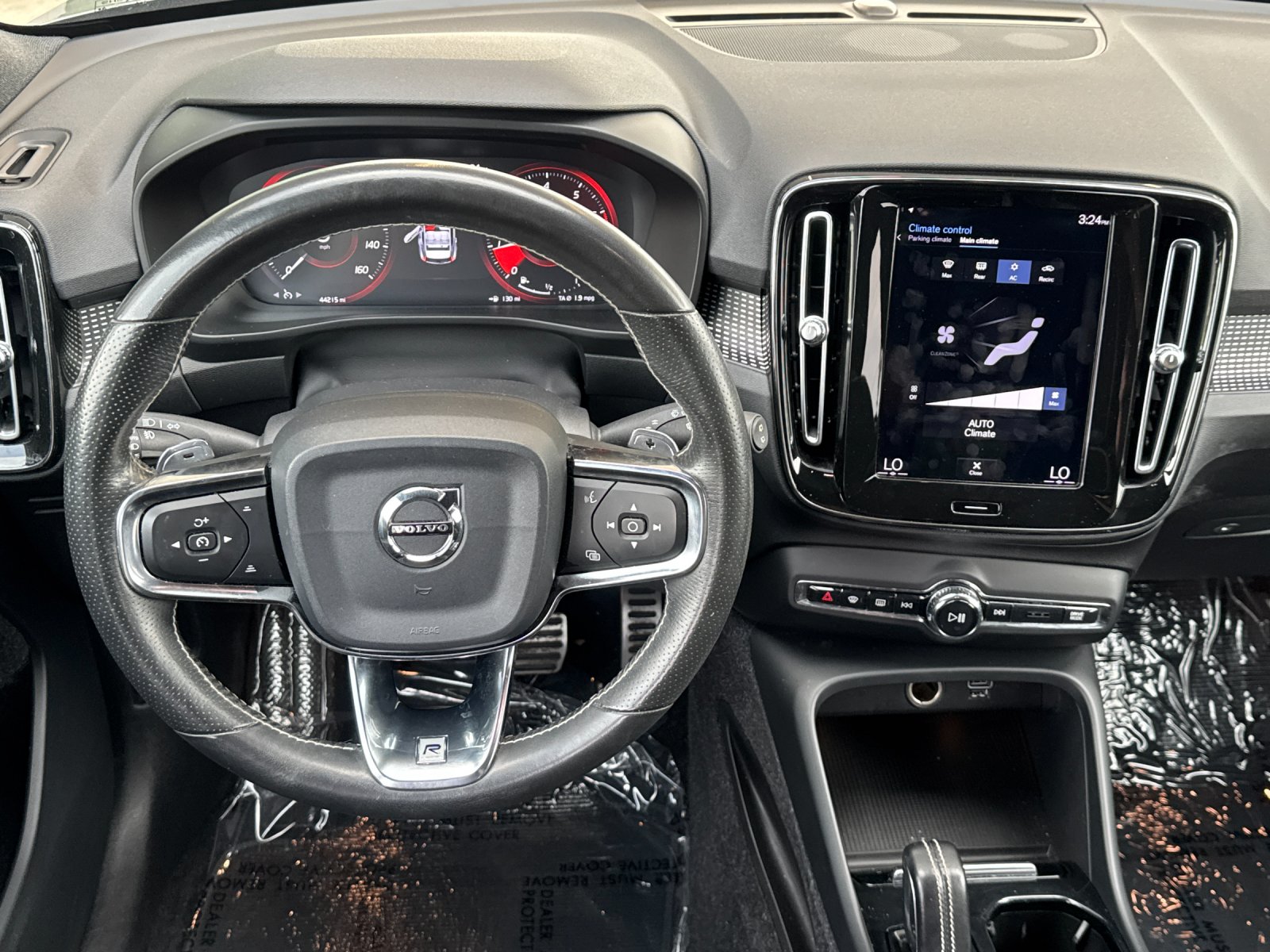 Used 2019 Gray Volvo R-Design image 14