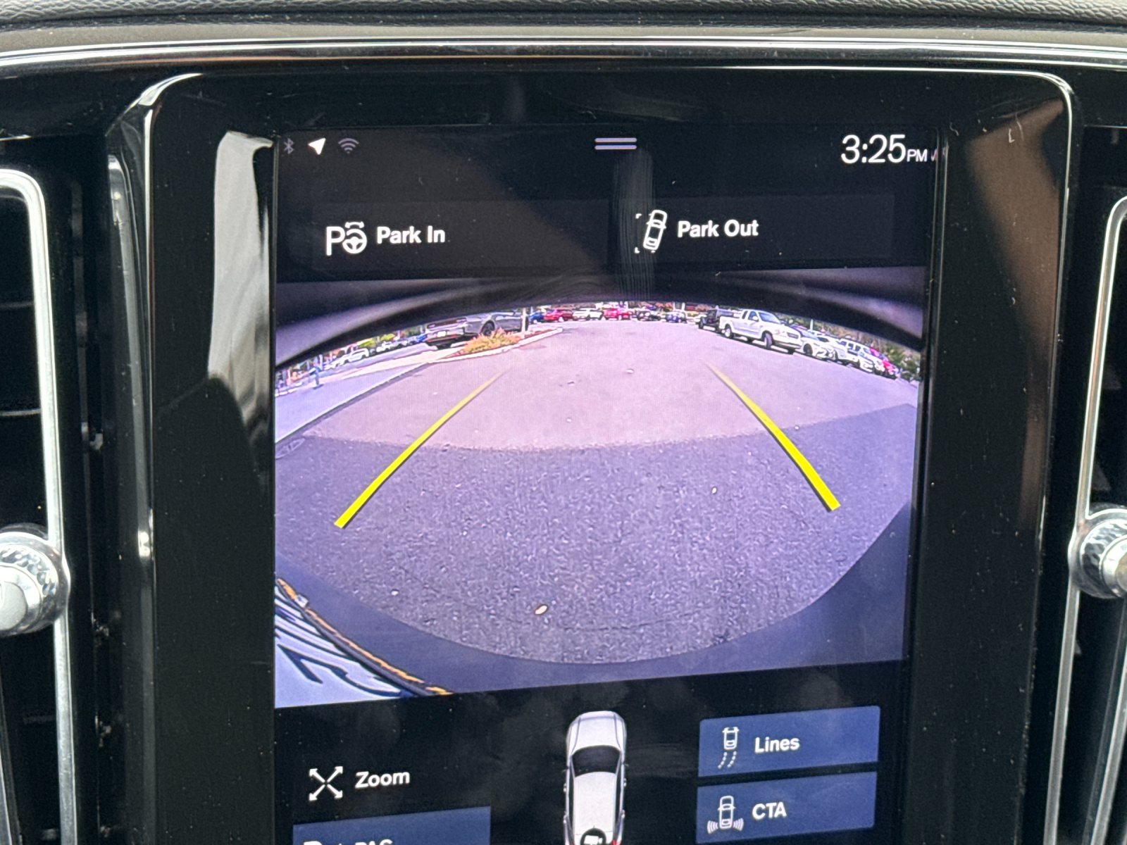 Used 2019 Gray Volvo R-Design image 19