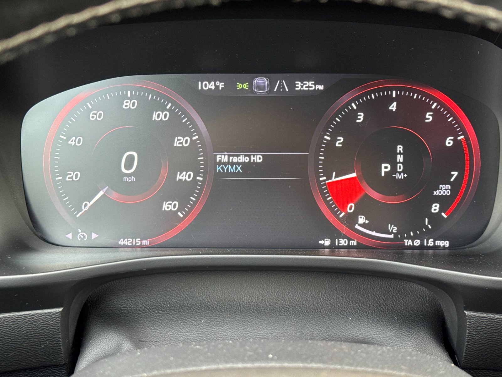 Used 2019 Gray Volvo R-Design image 24