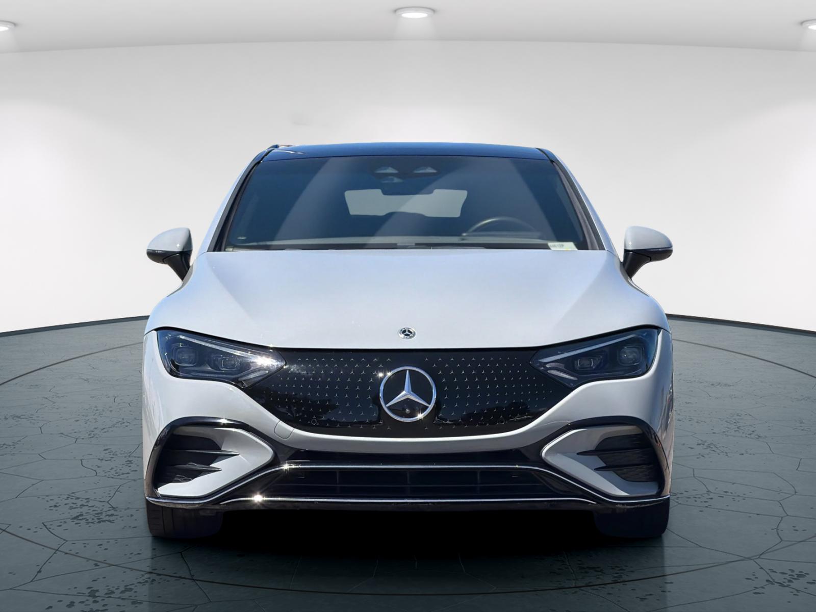 Certified Used 2023 MANUFAKTUR Alpine Grey Non-Metallic Mercedes-Benz 500 Sedan 4D Sedan 4MATIC® image 10