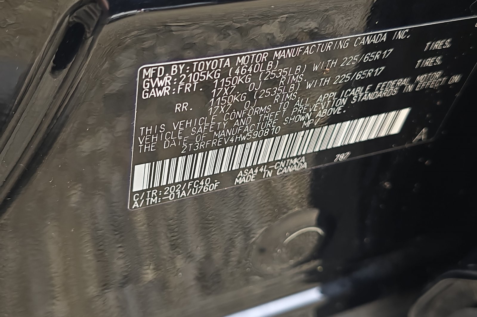 Used 2017 Black Toyota XLE image 23