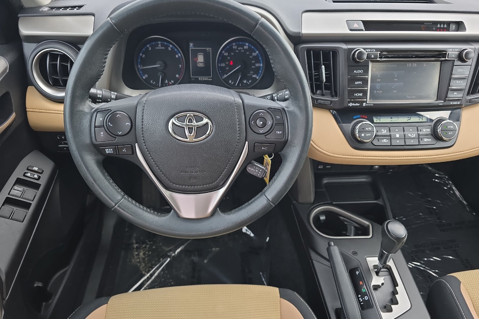 Used 2017 Black Toyota XLE image 11