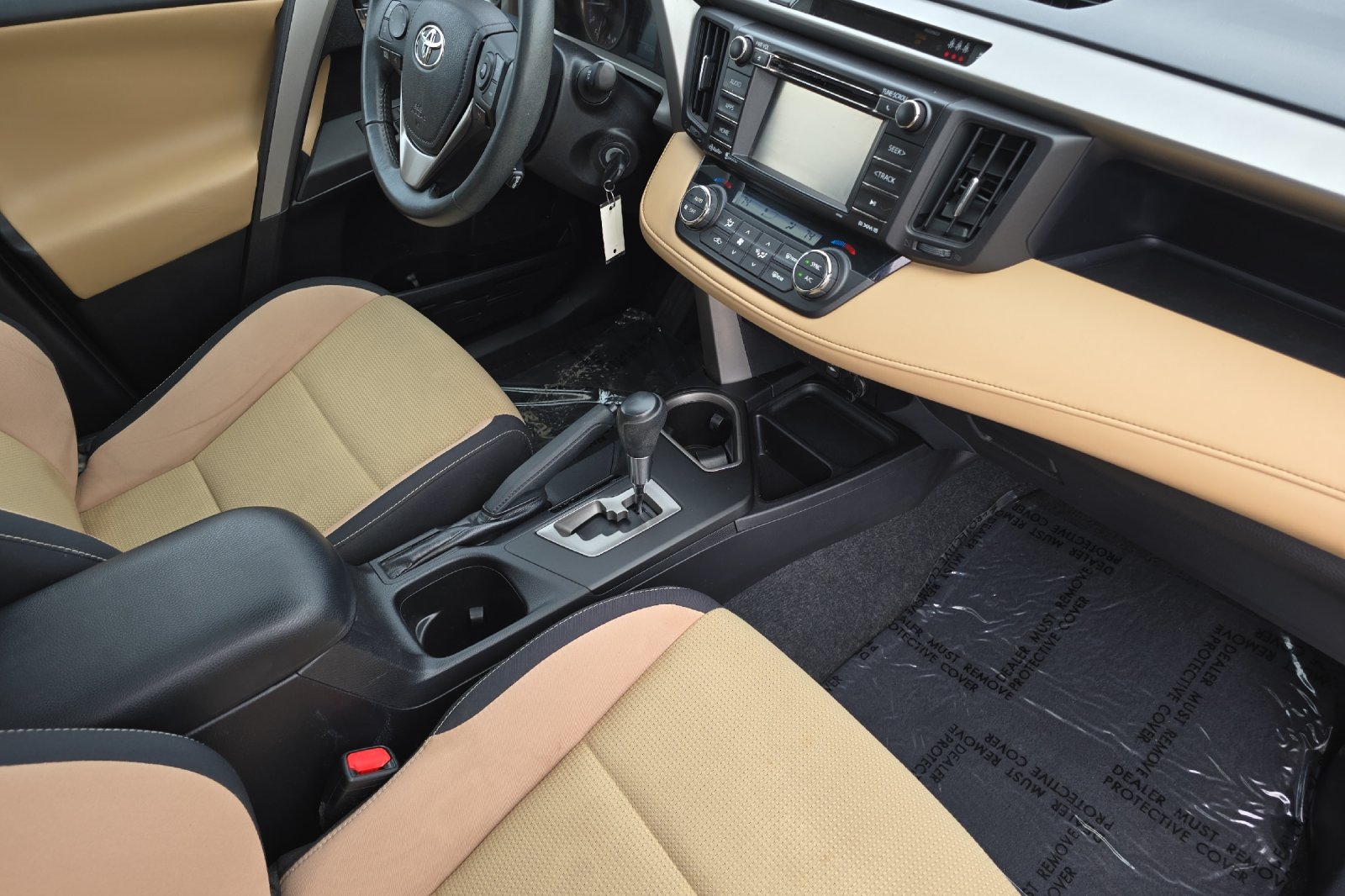 Used 2017 Black Toyota XLE image 13