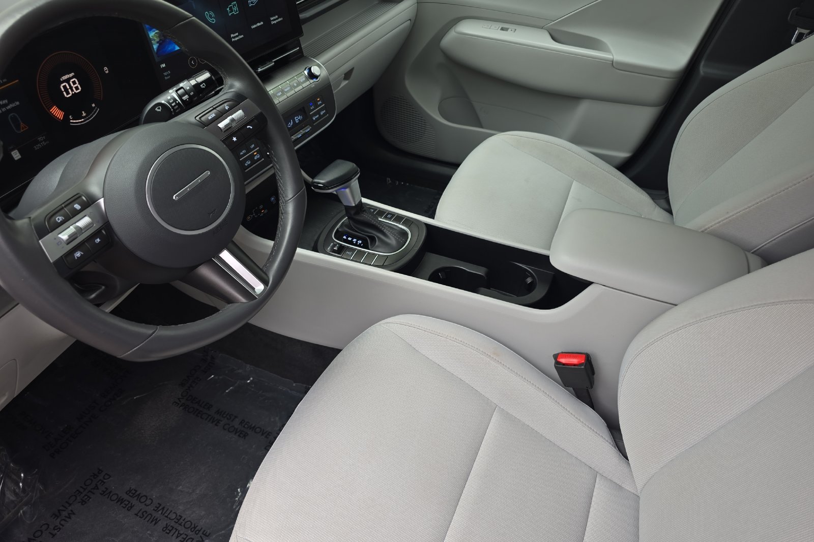 Used 2025 Black Hyundai SEL image 10