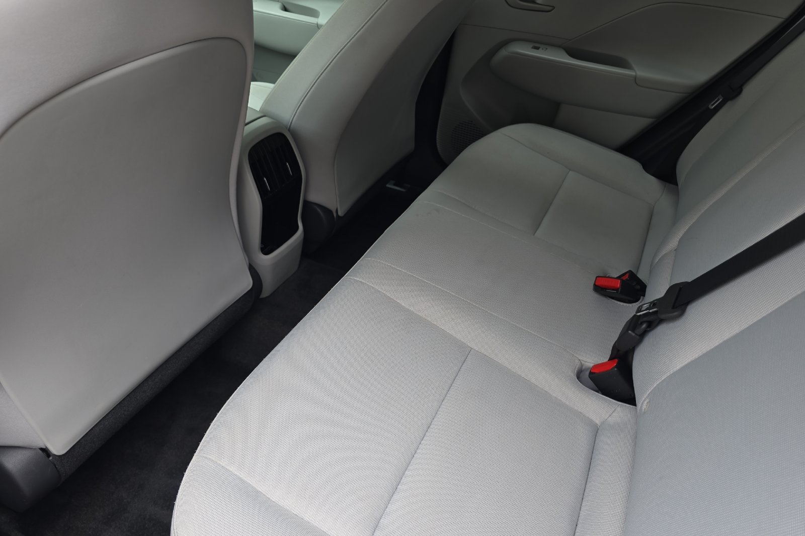 Used 2025 Black Hyundai SEL image 12
