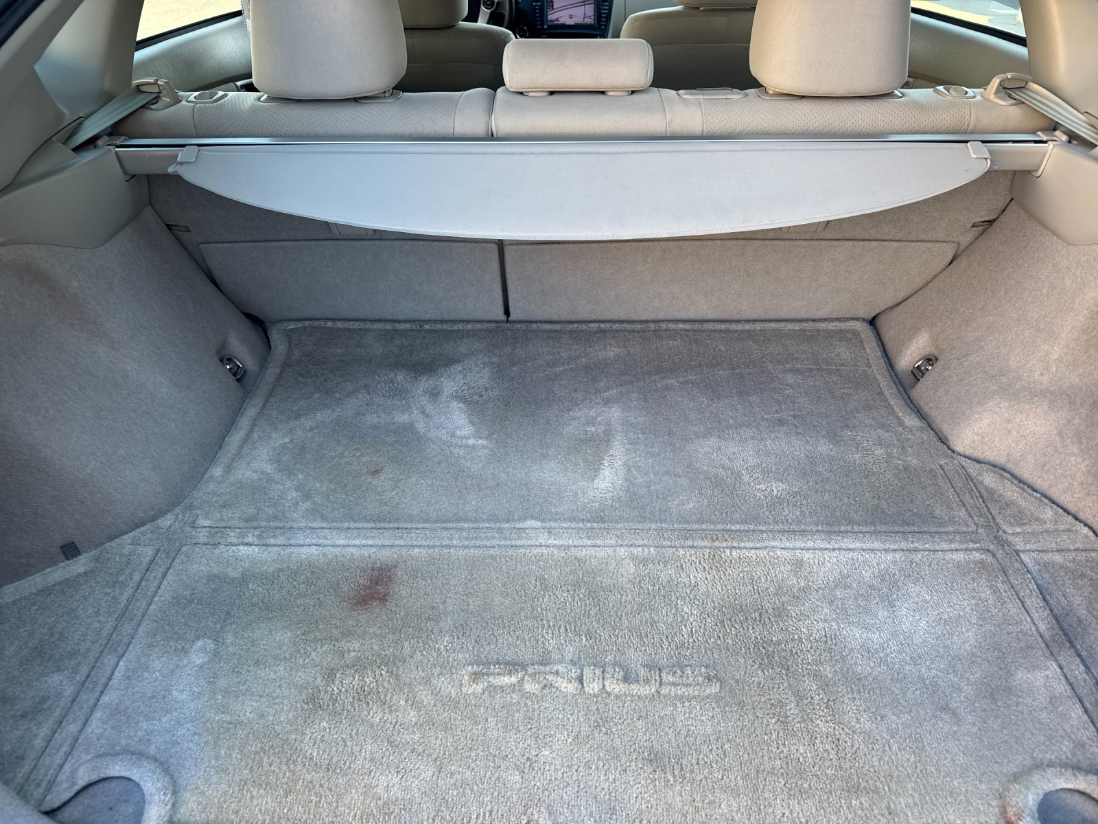 Used 2011  Toyota Three image 14