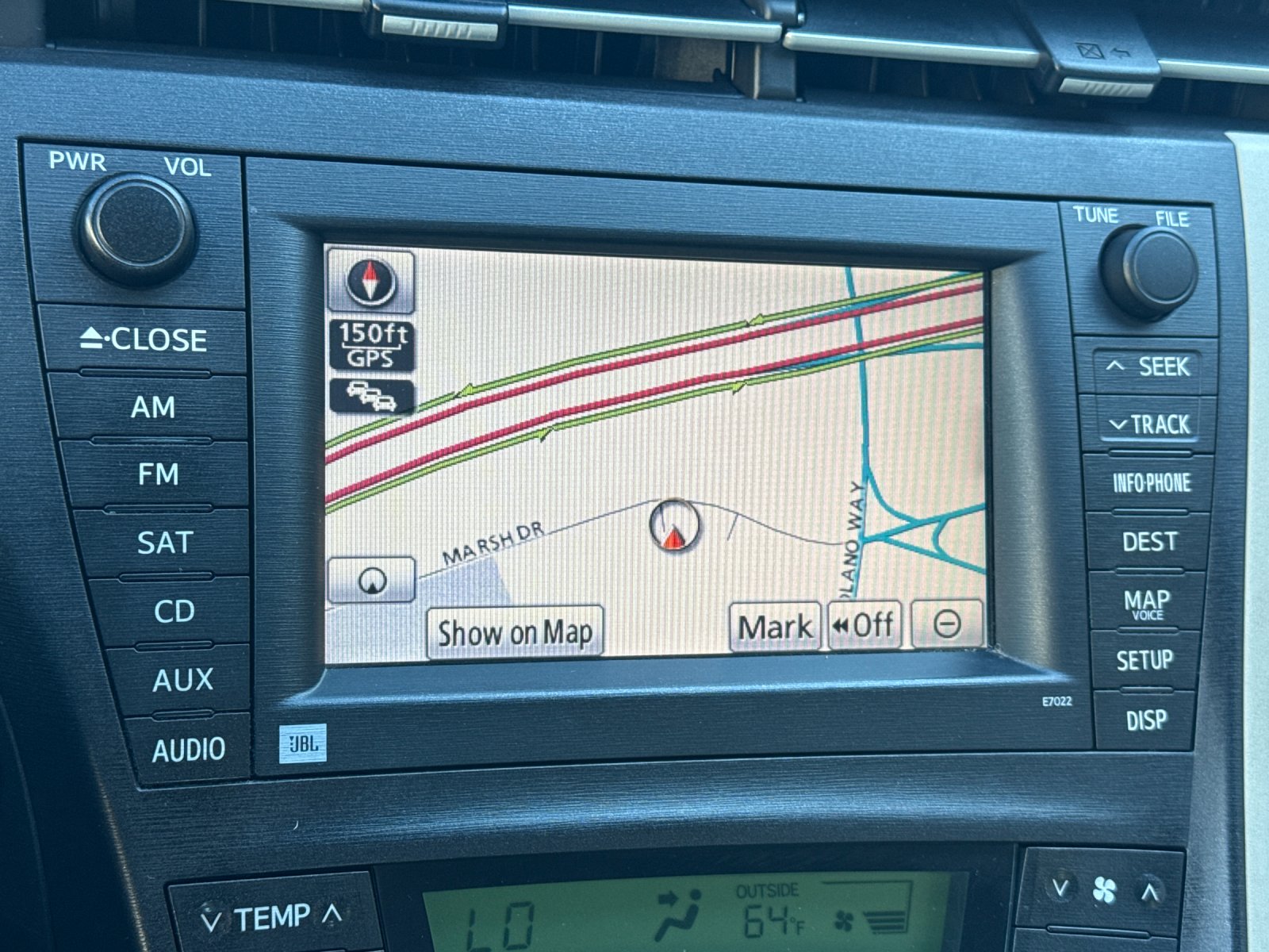 Used 2011  Toyota Three image 18