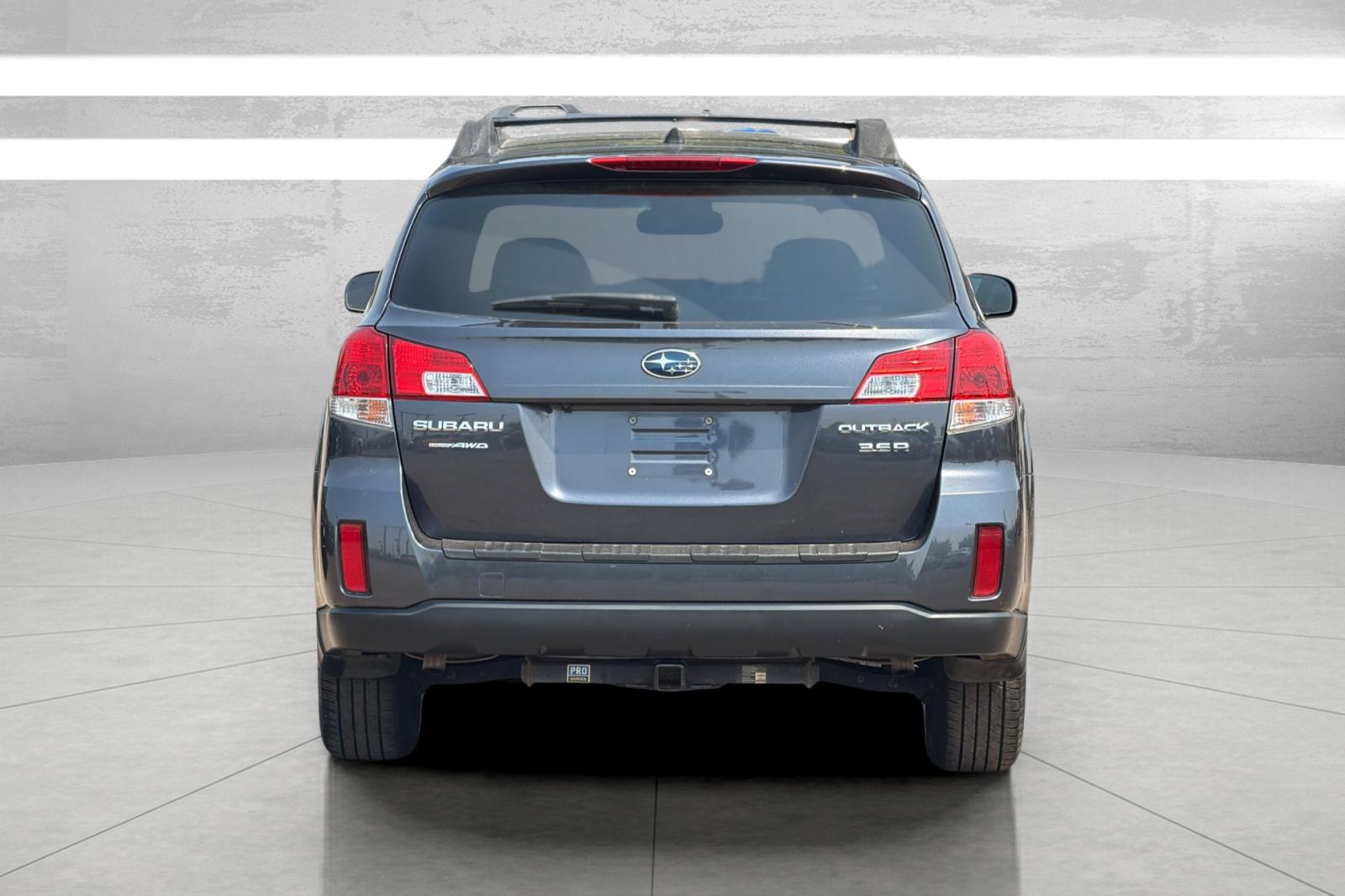 Used 2013 Graphite Gray Metallic Subaru 3.6R Limited Limited image 6