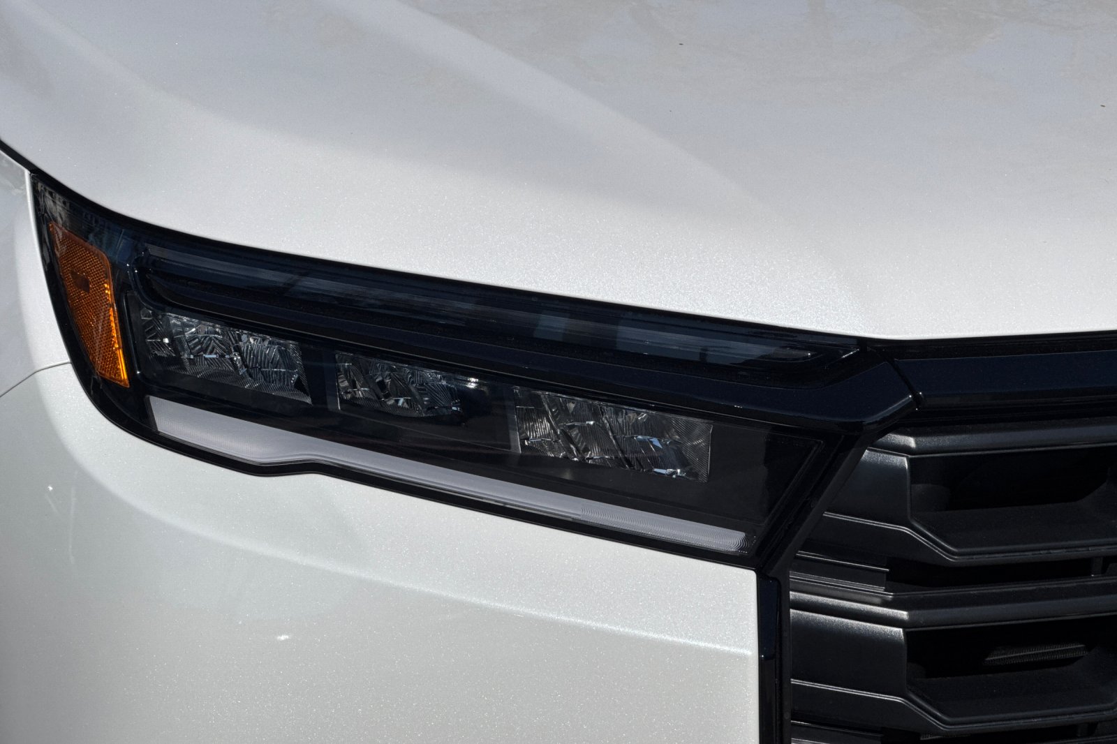 New 2026 Platinum White Pearl Honda Sport image 33