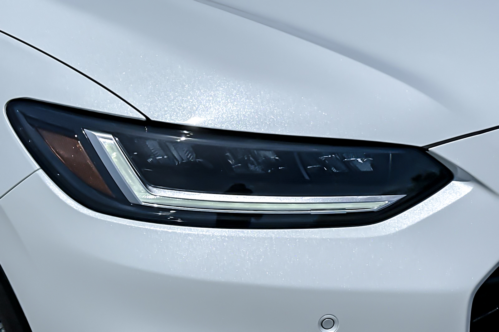 New 2027 Platinum White Pearl Honda EX-L image 30