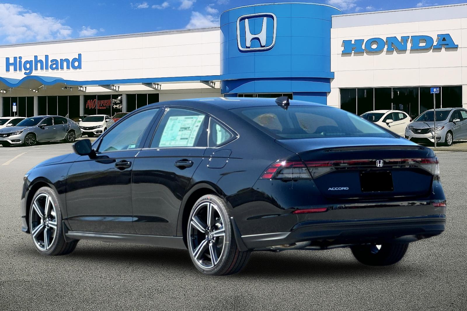 New 2026 Crystal Black Pearl Honda SE image 3