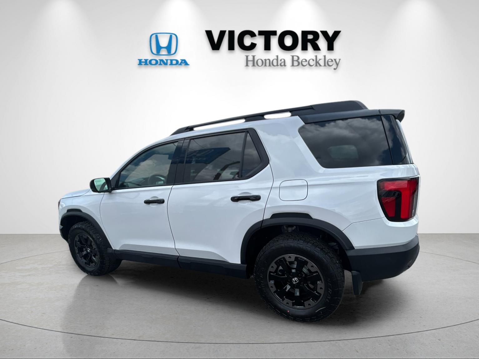 New 2026 Platinum White Pearl Honda TrailSport Elite image 3