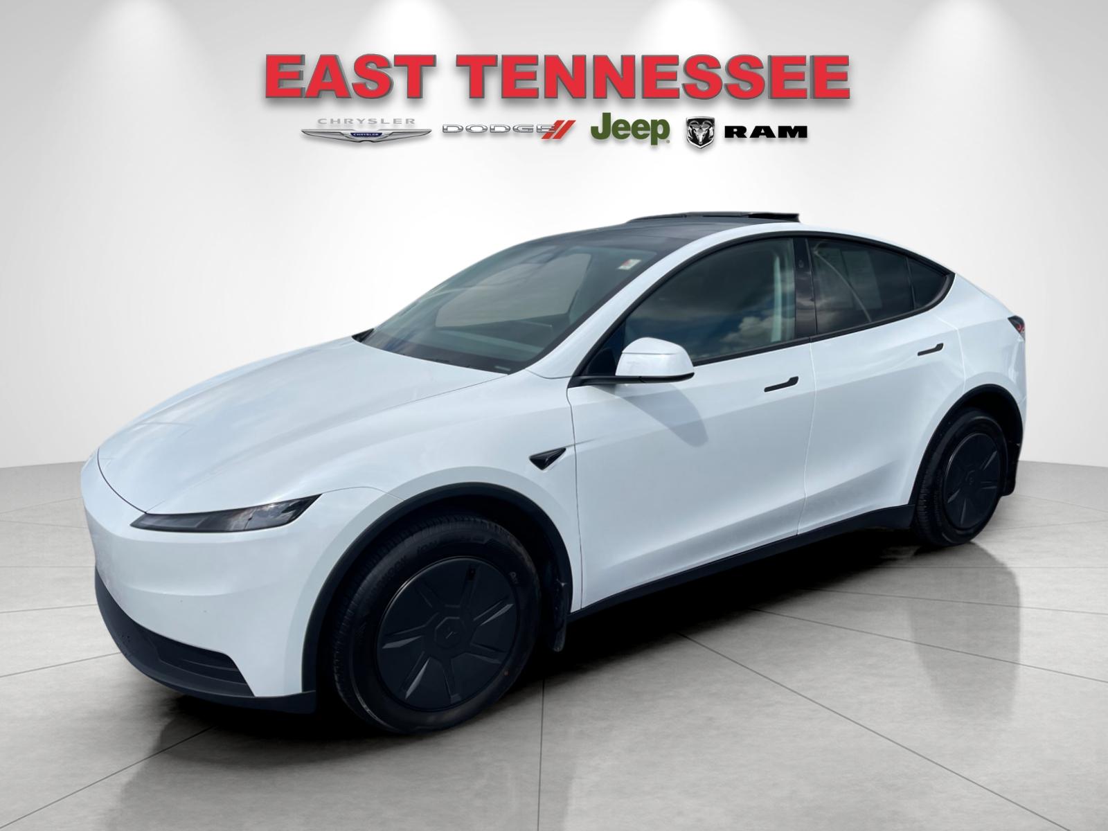 Used 2026 White Tesla Standard Range image 7
